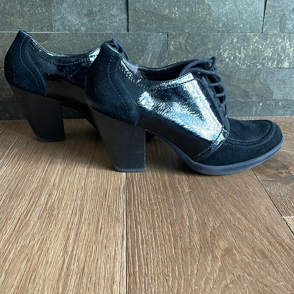 Kenneth Cole Saddle Heels